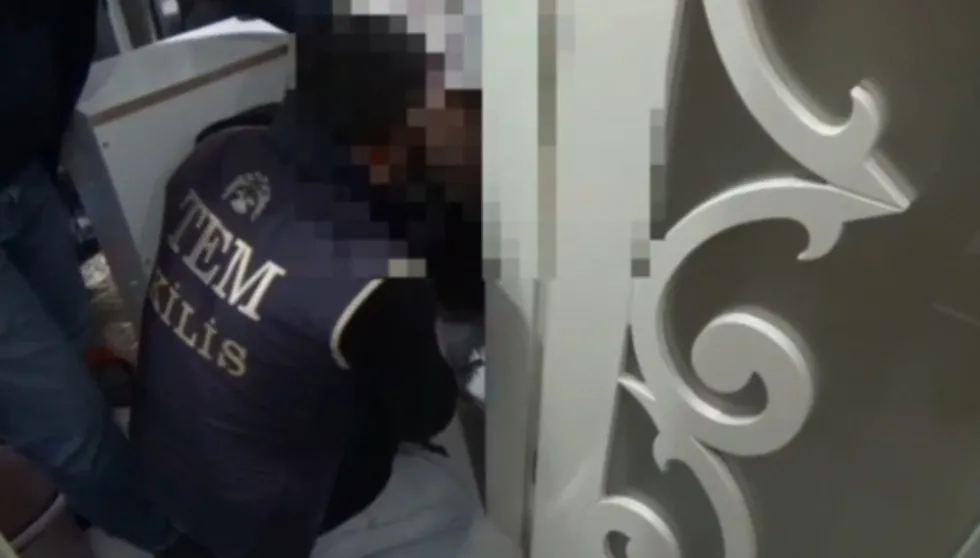 Banyodaki gizli geçit bile onu kurtaramadı! Firari FETÖ hükümlüsü Kilis'te paketlendi - 3