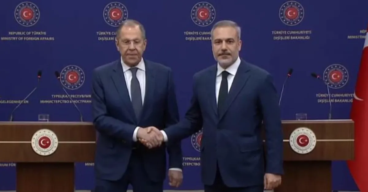 Lavrov'dan Türkiye'ye resmi ziyaret