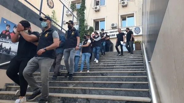 İhaleyle ucuz araba yalanıyla 90 milyonluk vurgun yapan şahıslar tutuklandı - 2