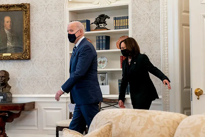 ABD Başkanı Joe Biden 1,9 trilyon dolarlık Kovid-19 ekonomik destek paketini imzaladı - 1