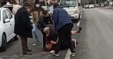 Son dakika: Samsun'dan sonra Ankara! Bir utanç görüntüsü daha: Sokak ortasında kadına şiddet - 1