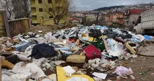 Vatandaş CHP’li belediyeye isyan etti
