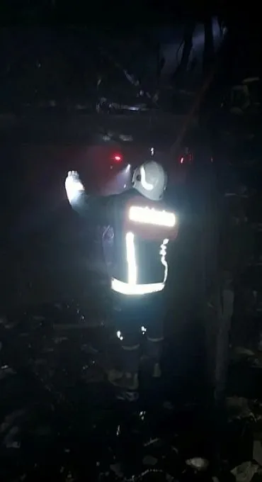 Tarsus'ta 500 iş yerinin bulunduğu halde yangın! 4 iş yeri küle döndü - 2