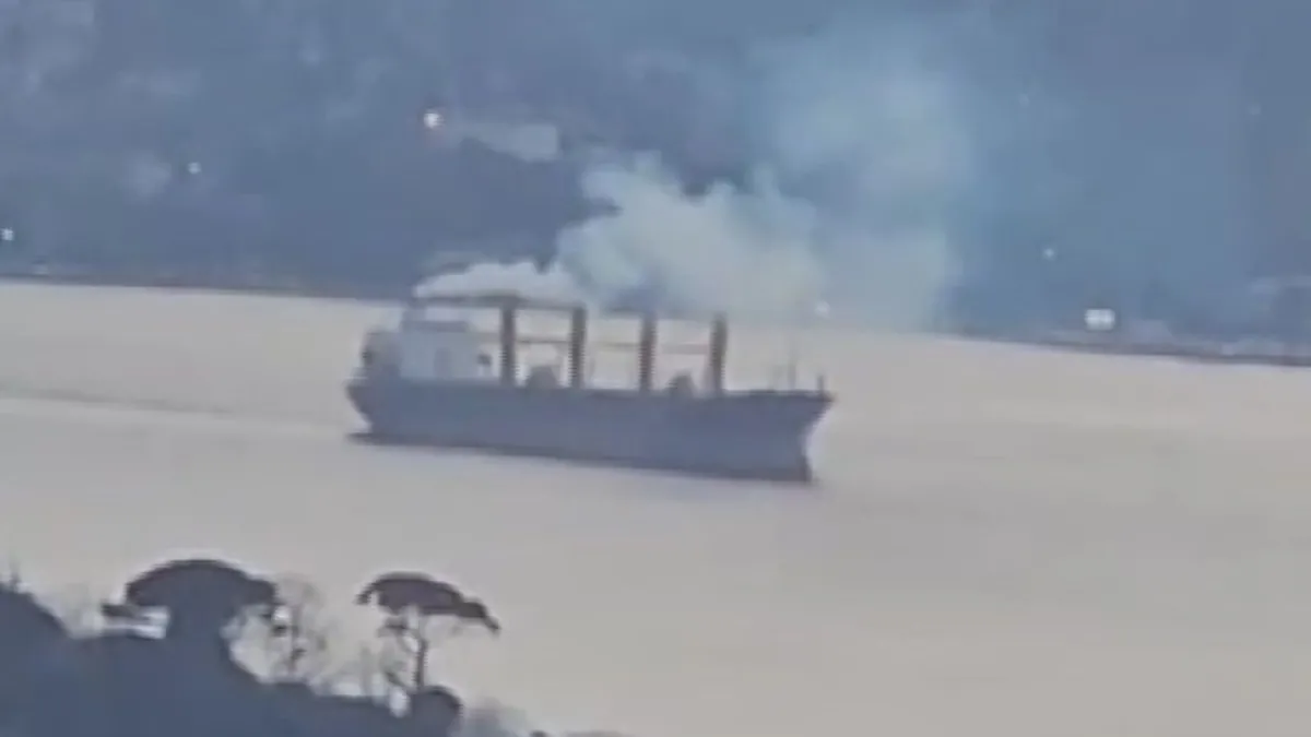 İstanbul Boğazı’nda gemi alarmı! Trafik çift yönlü durduruldu