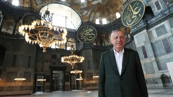 Başkan Recep Tayyip Erdoğan’dan Kadir Gecesi mesajı: Bin aydan daha hayırlı olduğu müjdelenen Kadir Gecemizi tebrik ediyorum