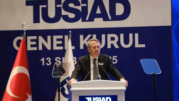Yüksek İstişare Konseyi (YİK) Başkanı Ömer Aras