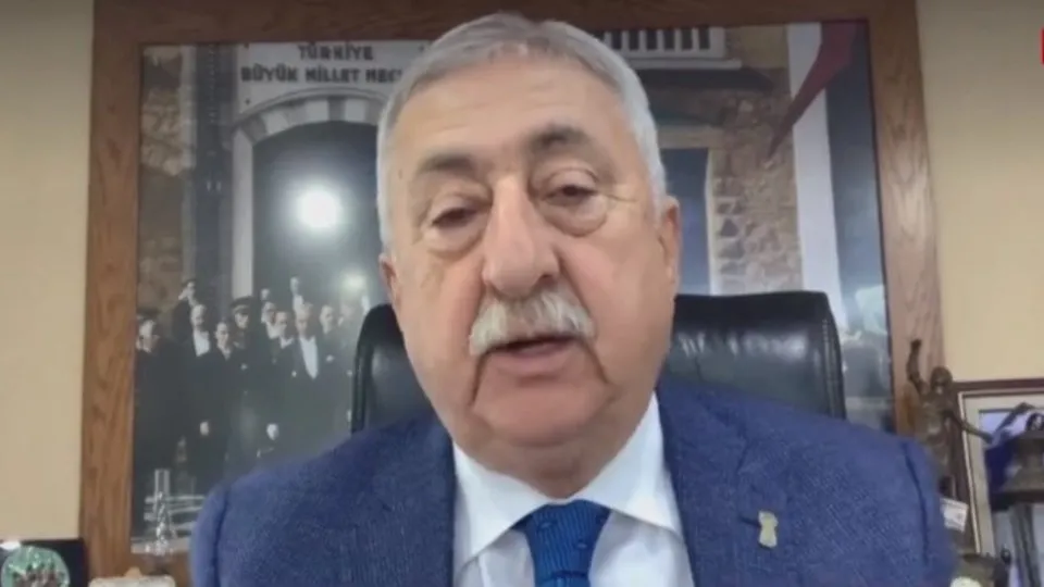 Kafe ve restoranlar açıldı! TESK Başkanı Bendevi Palandöken A Haber’de değerlendirdi