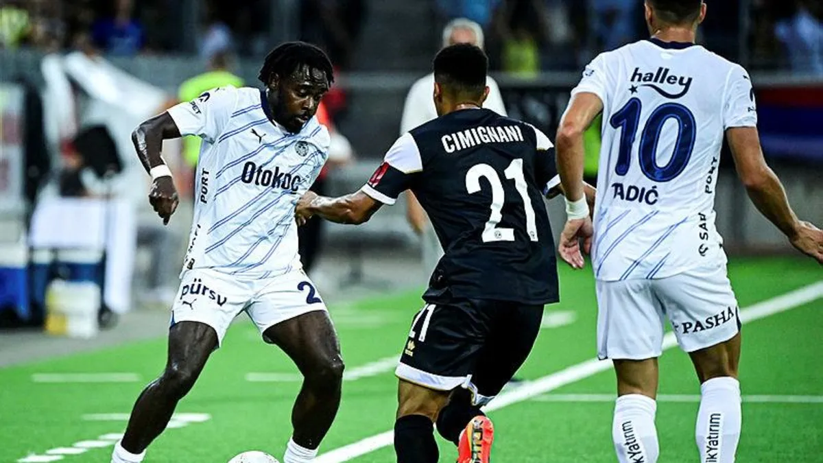 Dzeko şov yaptı tur kapısı aralandı! Fenerbahçe Lugano'yu 4-3 mağlup etti