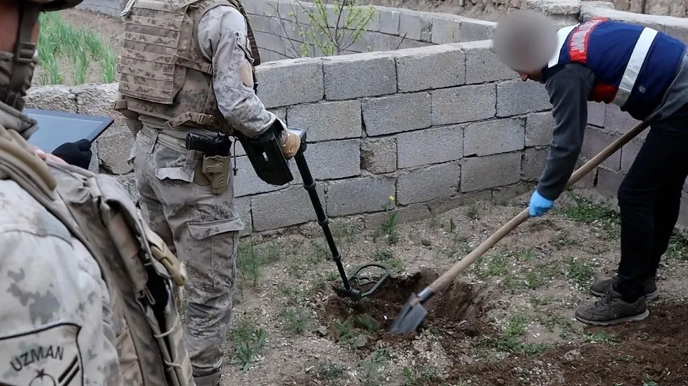 adalet-bakani-akin-gurlek-duyurdu-faili-mechul-cinayet-10-yil-sonra-aydinlatildi-1779113028378.jpeg Adalet Bakanı Akın Gürlek duyurdu! Faili meçhul cinayet 10 yıl sonra aydınlatıldı - 2