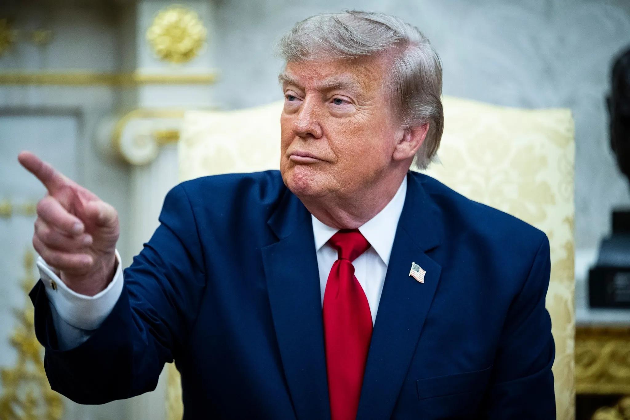 Financial Times yazdı: Trump, yaklaşık 60 ülkeye yüzde 12,5'e varan yeni gümrük vergisi uygulamaya hazırlanıyor