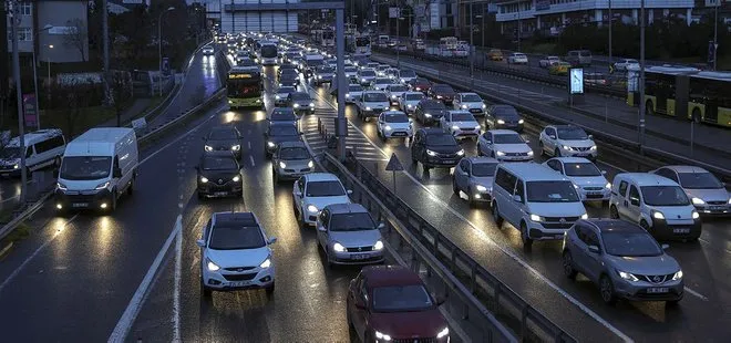 İstanbul’da trafik kilit! İstanbul trafiğinde son durum ne? İstanbul yol haritası CANLI