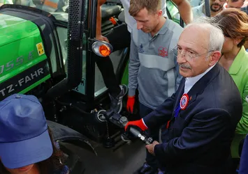 Bir Kemal Kılıçdaroğlu klasiği! Mazot dağıtım töreninde mazot veremediler