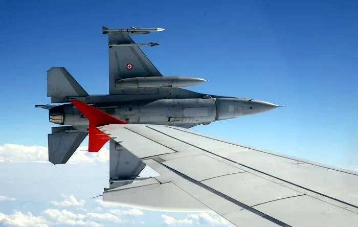 Cumhurbaşkanı Erdoğan F-16’ları böyle selamladı - 1
