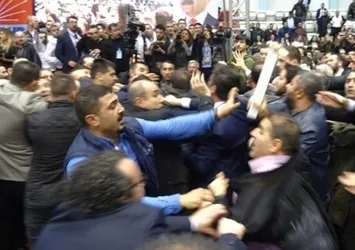 CHP'de istifa rekoru!
