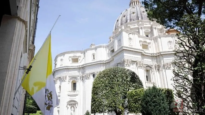 Francis'in tahtına kim oturacak? Gizli kapılar ardında papalık savaşları! İşte Vatikan'ın dünya siyasetinde bilinmeyen etkisi 6