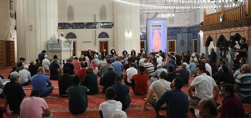 KKTC'de Mevlit Kandili dualarla idrak edildi | Diyanet İşleri Başkanı Ali Erbaş'tan önemli mesajlar