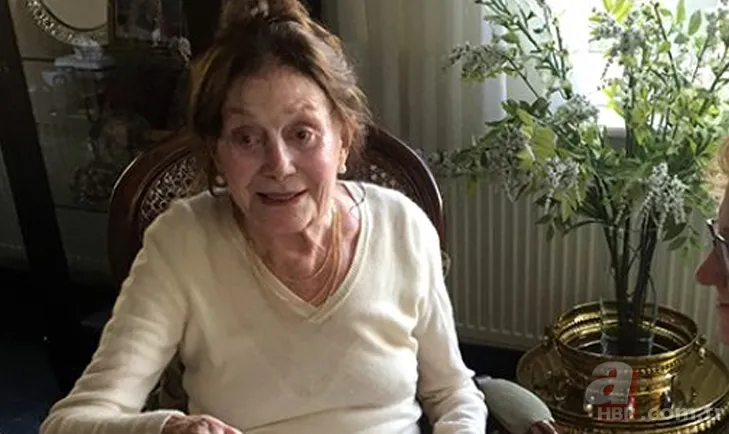 Yıldız Kenter yaşıyla dikkat çekti! Yıldız Kenter kaç yaşında? Yıldız Kenter kimdir? 5