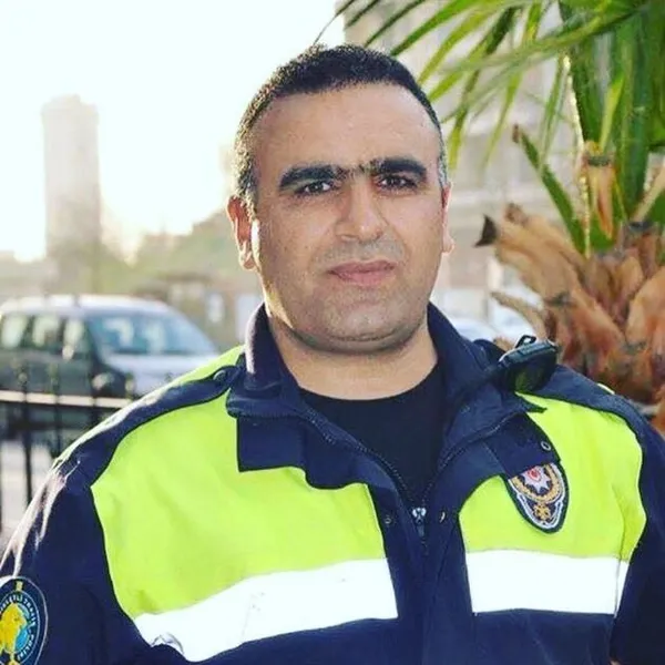 son-dakika-baskan-erdogandan-sehit-kahraman-polis-fethi-sekin-paylasimi-1609871443625.jpg Son dakika: Başkan Erdoğan'dan şehit kahraman polis Fethi Sekin paylaşımı! - 2