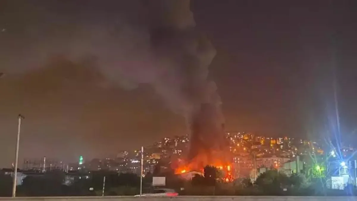 Gebze'de geri dönüşüm fabrikasında büyük yangın!
