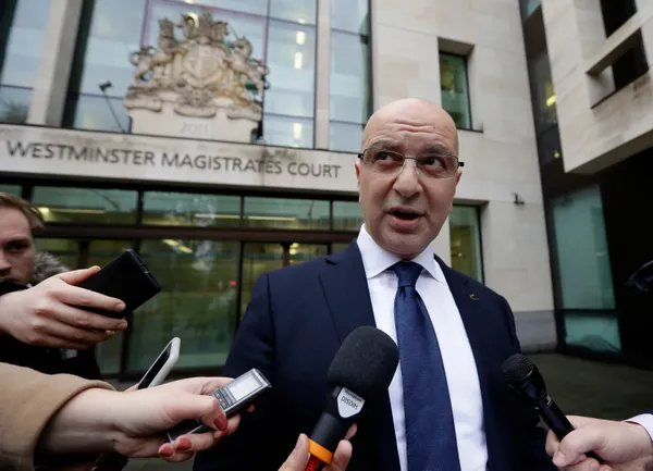 Firari FETÖ’cü Akın İpek’e İngiltere’den bir tokat daha