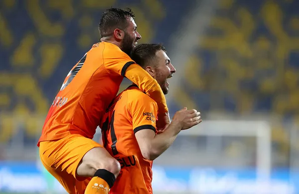 Cimbom zirve takibini sürdürdü I Gençlerbirliği 0-2 Galatasaray MAÇ SONUCU-ÖZET