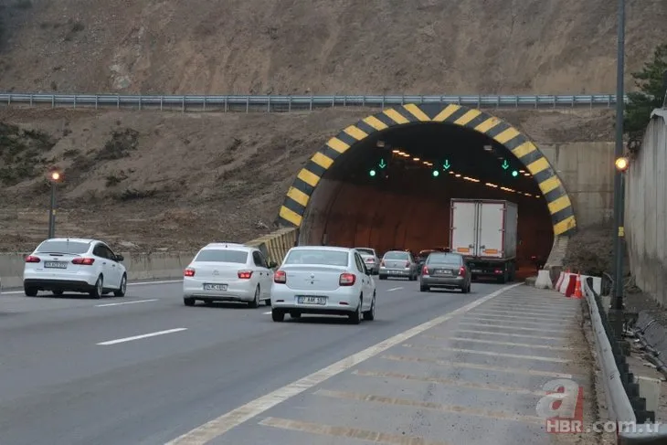 Anadolu Otoyolu’nun Bolu ve Düzce kesiminde bayram trafiği başladı! ’Kilit kavşakta’ yine aynı görüntü