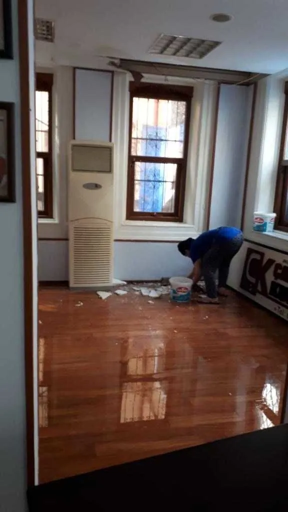 CHP’li İzmir Büyükşehir Belediyesi çalışmayı bitirmedi esnafı mağdur etti - 4