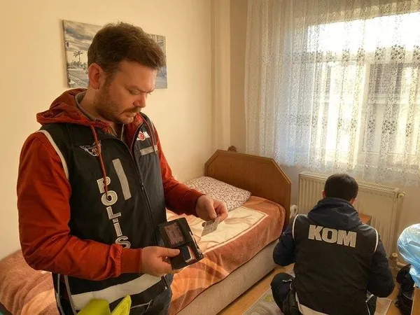 1653018775378.jpeg 'Şeker dede' vurgunu! Hastane hastane gezip hastalıklı kan vermiş | Detaylar ortaya çıktı - 1