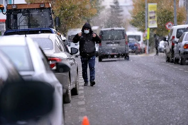 Meteorolojiden yoğun kar uyarısı! Sıcaklık 8 derece azalıyor! Bugün hava nasıl olacak? 29 Ekim İstanbul, İzmir, Ankara hava durumu - 1