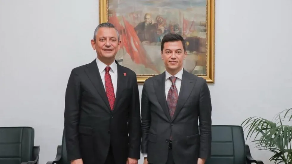 1789444585201.jpg Temizlik işlerinde kirli ihale: Marmaris Belediyesi’nde 430 milyonluk vurgun! Tutuklu müteahhide 6 ayda 5 kıyak - 2
