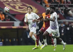 Lider evinde doludizgin! Galatasaray Eyüpspor'u farklı geçti