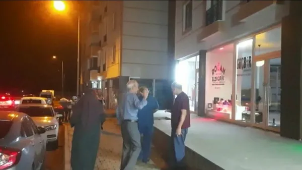 1624653038837.jpg Bingöl'deki 5,2 büyüklüğündeki depreme ilişkin tüm detaylar! Bölgede artçılar kaç şiddetinde olacak? Marmara'da deprem bekleniyor mu? Okan Tüysüz A Haber'de yorumladı - 4