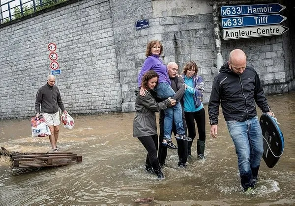 Almanya'da sel felaketi! Hala 20 bin hanede telefon bağlantısı yok - 5