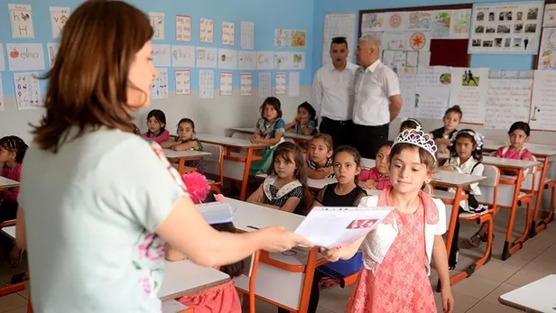 Onur belgesi kimlere verilir? 2022 onur belgesi kaç puanla alınır, ortalama kaç olmalı? Onur belgesi alma şartları...