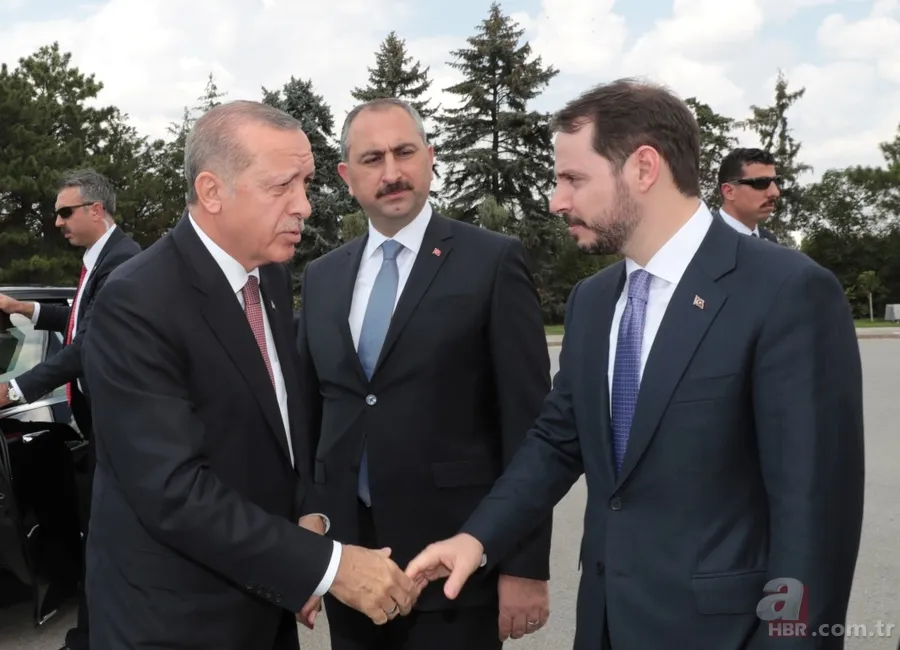 Erdoğan başkanlığında Yüksek Askeri Şura üyeleri Anıtkabir'i ziyaret etti 11