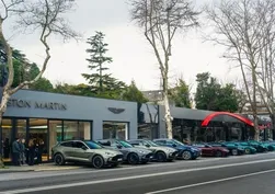 İstanbul Yollarında Aston Martin İmzası