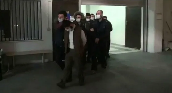 Son dakika: İstanbul'da DEAŞ soruşturması: 3 kişi tutuklandı - 1