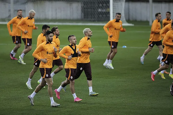 1691443878777.jpg İşte Olimpija Ljubljana-Galatasaray maçının muhtemel 11'leri! Okan Buruk'tan sürpriz gelebilir... - 1