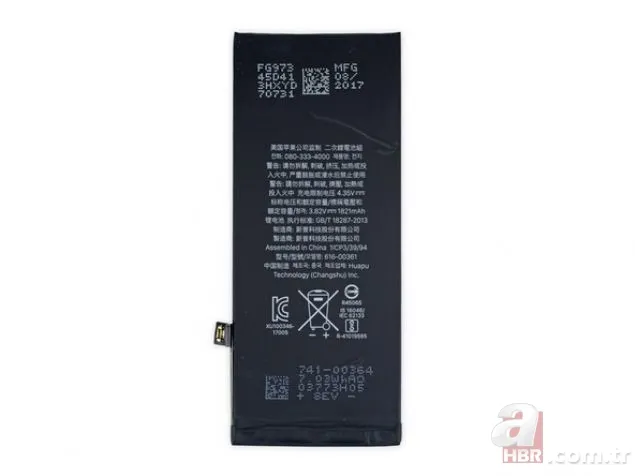 iPhone 8'in içini açtılar! 17