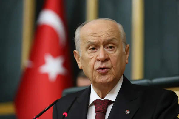 Son dakika: MHP Genel Başkanı Devlet Bahçeli’den grup toplantısında önemli açıklamalar! Seçim için muhalefete tarih verdi