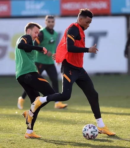 1614375162976.jpg Galatasaray hazırlıklarını tamamladı: Sarı kırmızılılar evinde Erzurumspor'u konuk edecek - 2
