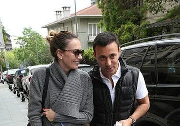 Emina Sandal ve Mustafa Sandal boşandı mı?