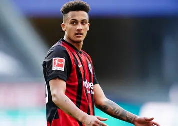 Galatasaray'dan Fenerbahçe'ye "stoper" misillemesi! Özbek'ten kurmaylarına uyarı: Çabuk olun!