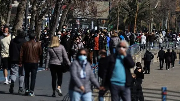 1632684256251.jpg Sağlık Bakanı Fahrettin Koca koronavirüs haritasındaki son dakika gelişmesini duyurdu! Mavi il sayısı 10'a yükseldi! İstanbul Ankara ve İzmir'de koronavirüste son durum - 4