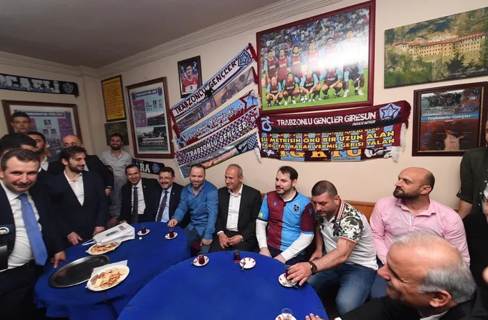 Trabzonspor taraftarının çağrısına Bakan Albayrak'tan cevap! - 3