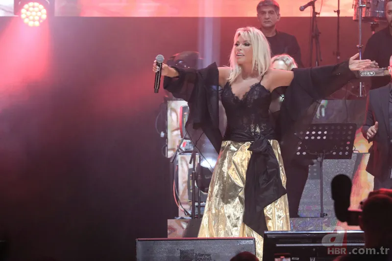 Koronavirüse yakalanan 76 yaşındaki Ajda Pekkan’dan haber var! Süperstar Ajda Pekkan’ın son sağlık durumu nasıl? 2