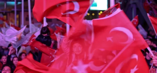 SARAYBOSNA'DA 'EVET' SEVİNCİ