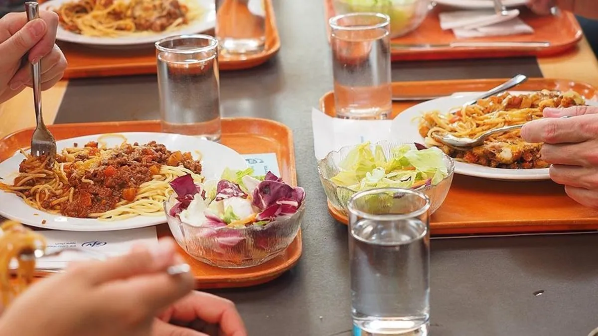 Uzmanlardan Mukbang uyarısı! Yeme bozukluğu olan kişiler...