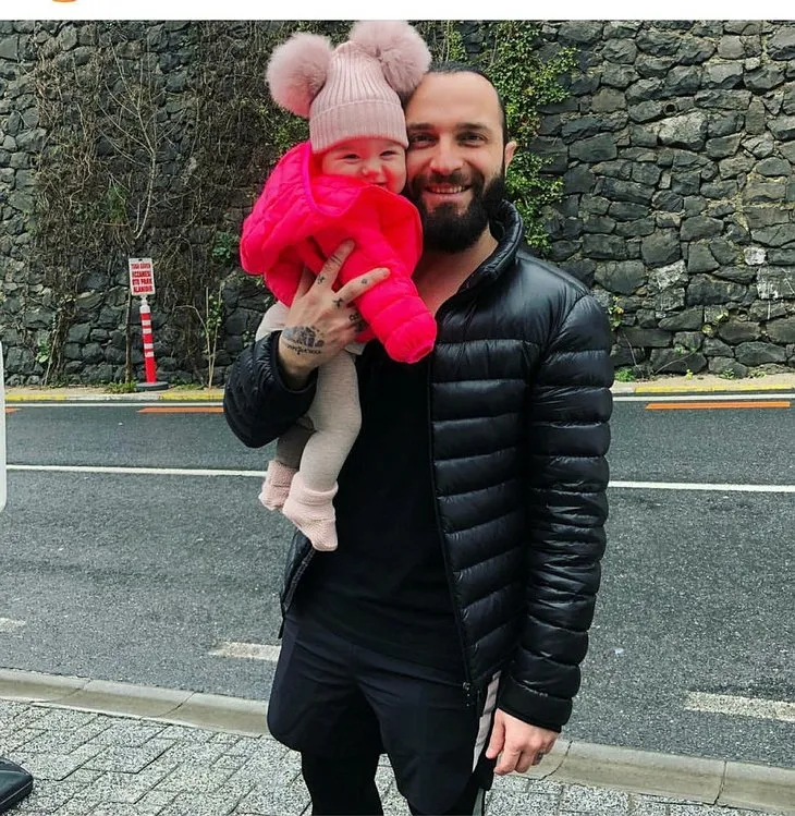Pınar Altuğ ve küçük kızı herkesi hayrete düşürdü! İşte olay olan o fotoğraf