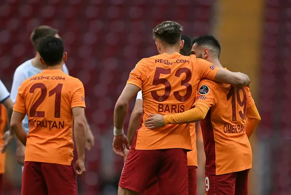 cimbom-evinde-maglup-i-galatasaray-1-3-dinamo-kiev-mac-sonucu-ozet-1649954118212.jpg Cimbom evinde mağlup I Galatasaray 1-3 Dinamo Kiev (MAÇ SONUCU-ÖZET) - 2
